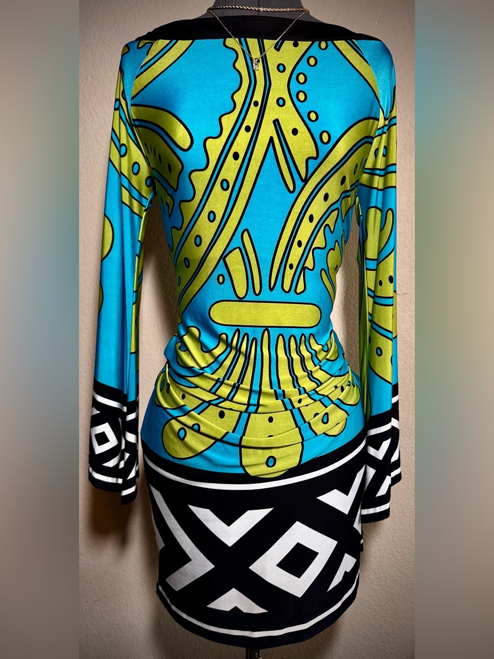 Vintage Retro Mini Dress Green Blue White Black Long Sleeve Fitted Boat Neck S